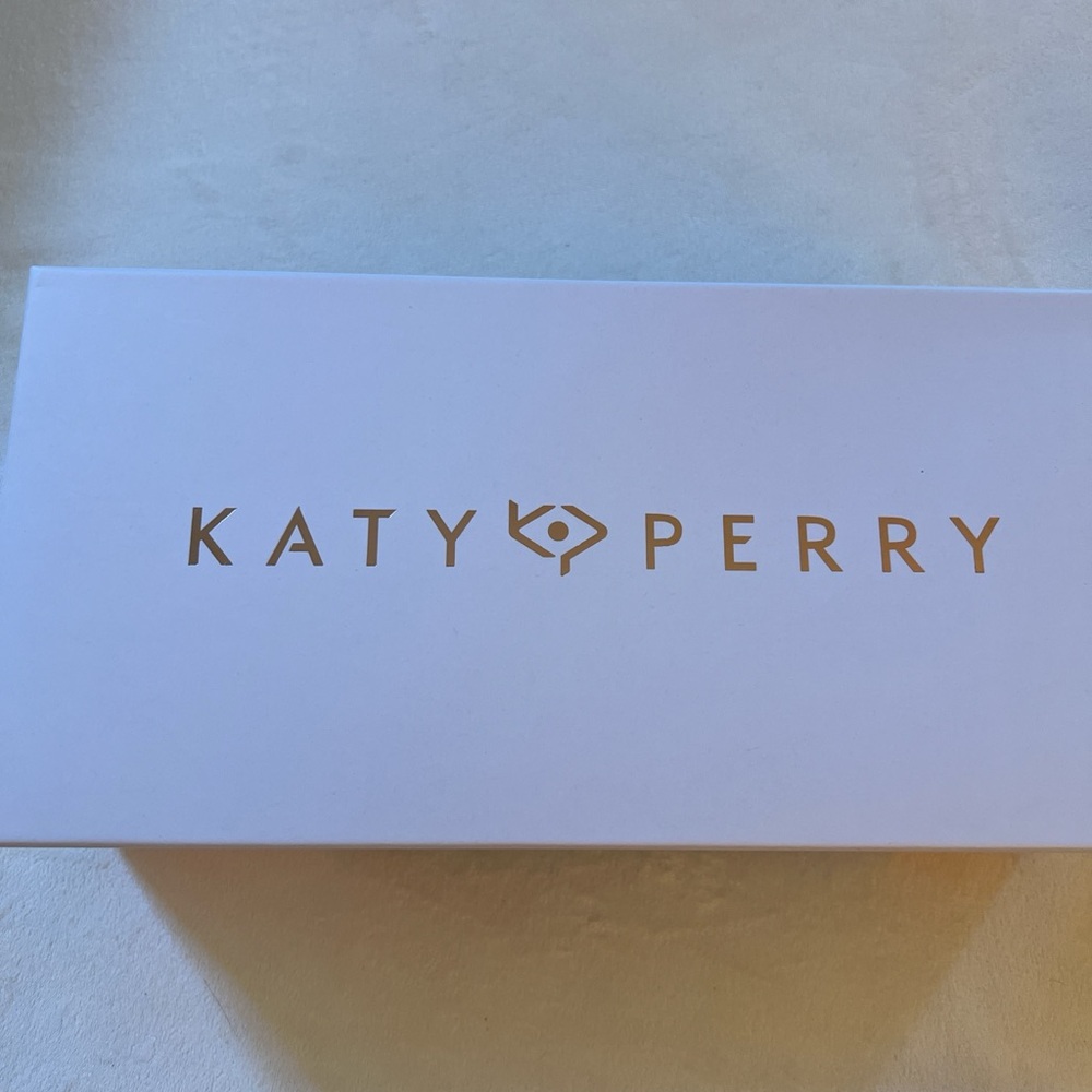Katy Perry 9.5 Women's Evie Mary Jane Flat Gold NIB Fashion Casual Work School - Picture 6 of 8